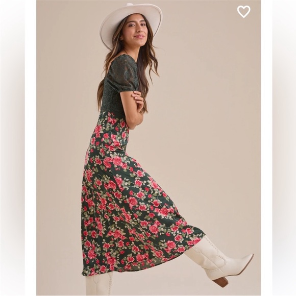 NWT Altar'd State clydie floral maxi dress - Picture 3 of 10